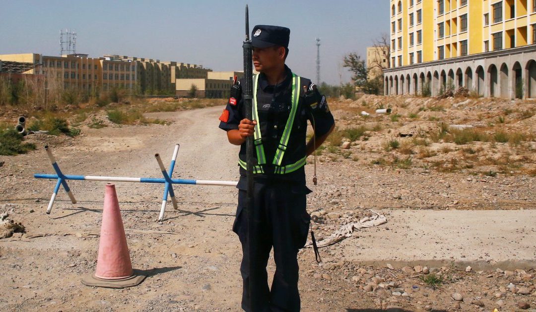 China uses big data to select Muslims for arrest in Xinjiang: HRW | China | Al Jazeera